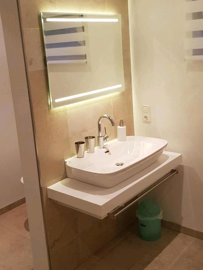 Stilvolles Apartment "Romantic" Neukirchen vorm Wald エクステリア 写真
