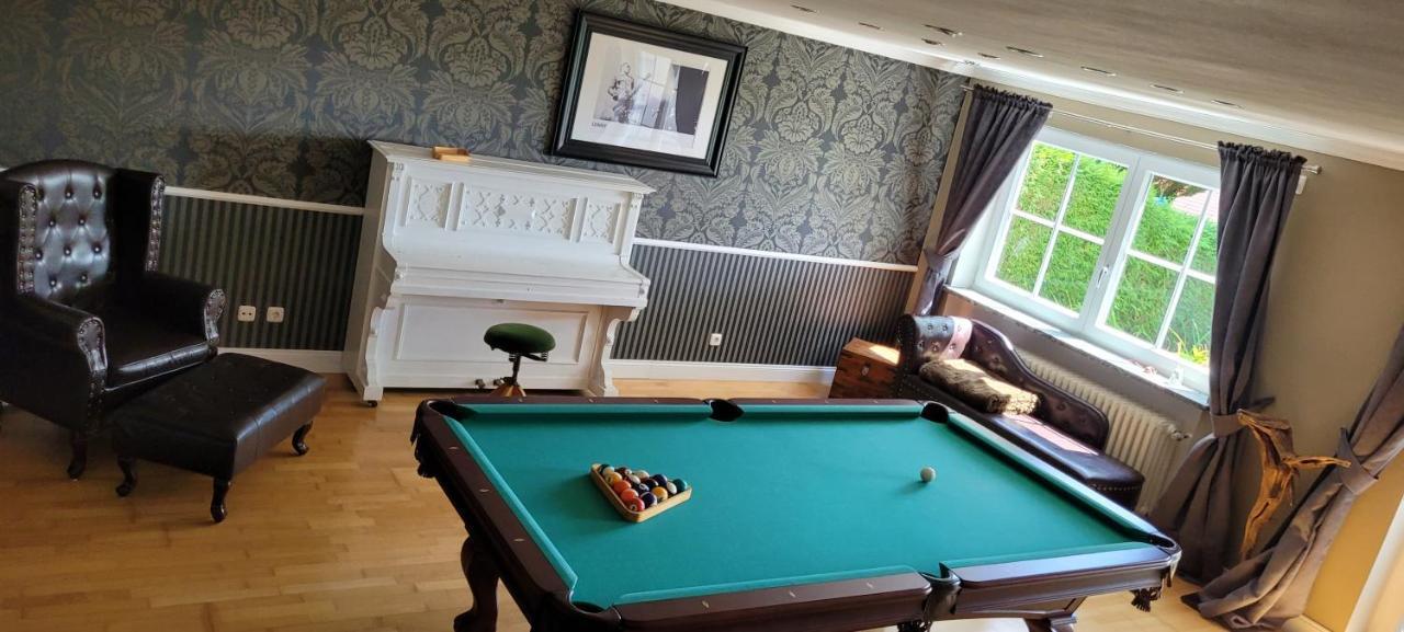Stilvolles Apartment "Romantic" Neukirchen vorm Wald エクステリア 写真